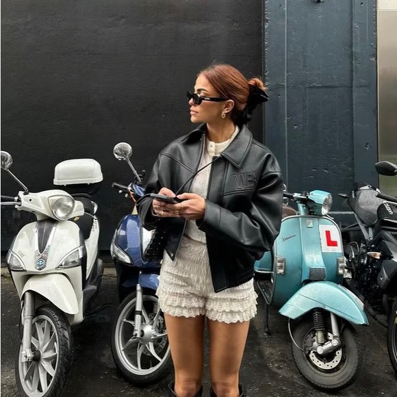 Vintage Bloomers! - Picture 2 of 7